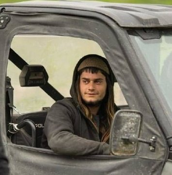 צבי סוכות tweet media