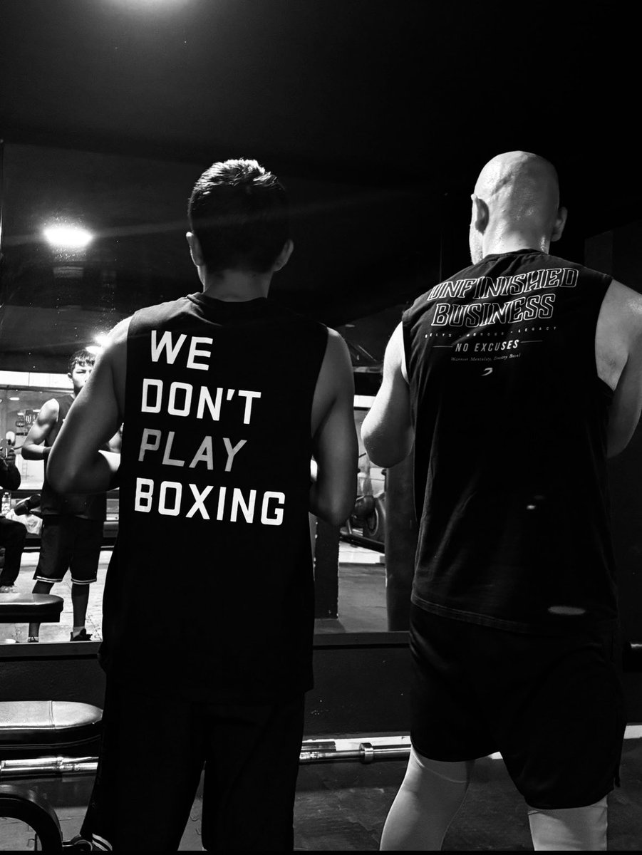 real_daz's tweet photo. Always by @BOXRAW 
#SparringClub
#WeDontPlayBoxing
#UnfinishedBusiness https://t.co/jTnuNLpq5x