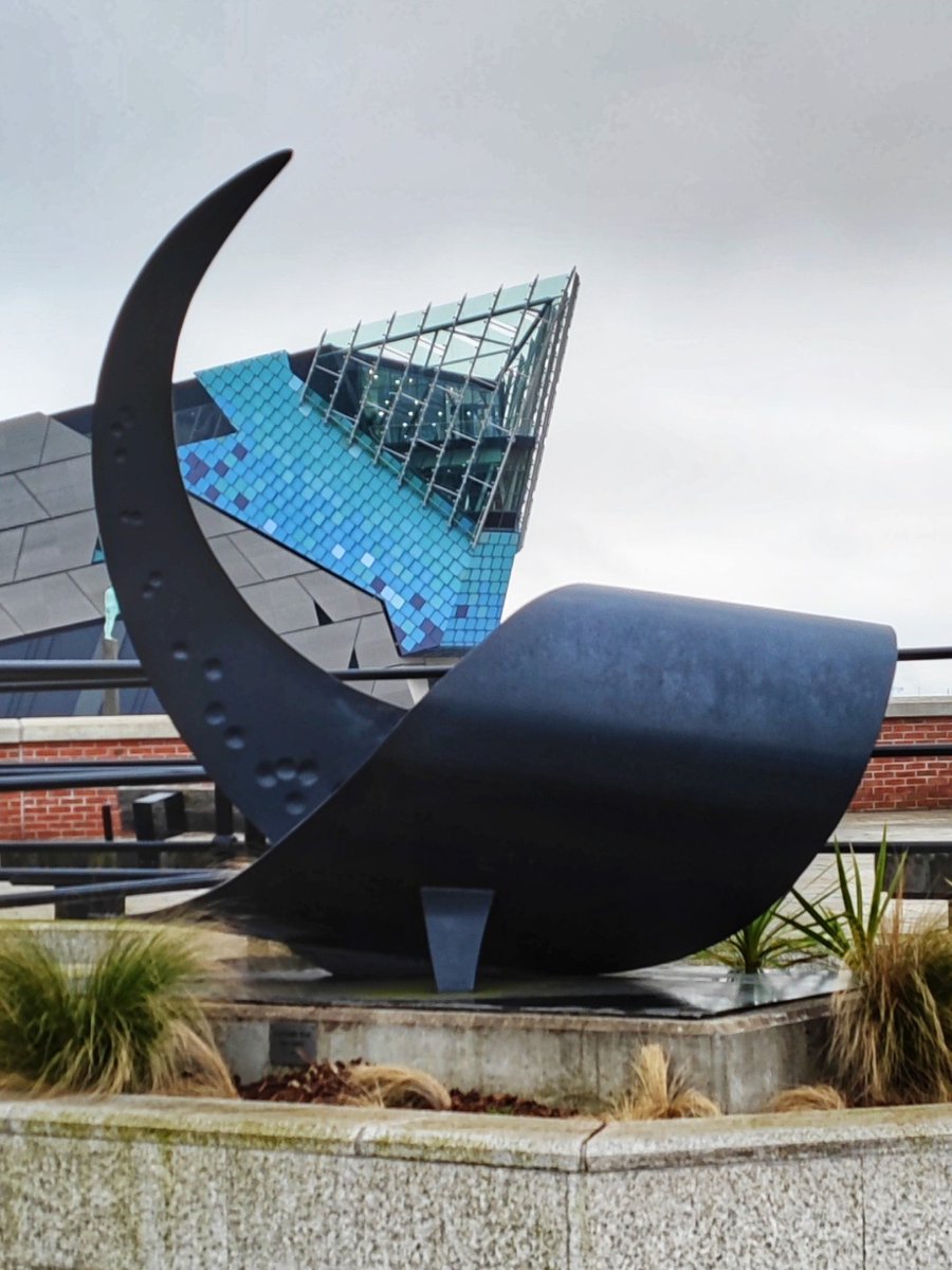 Hull Images tweet media