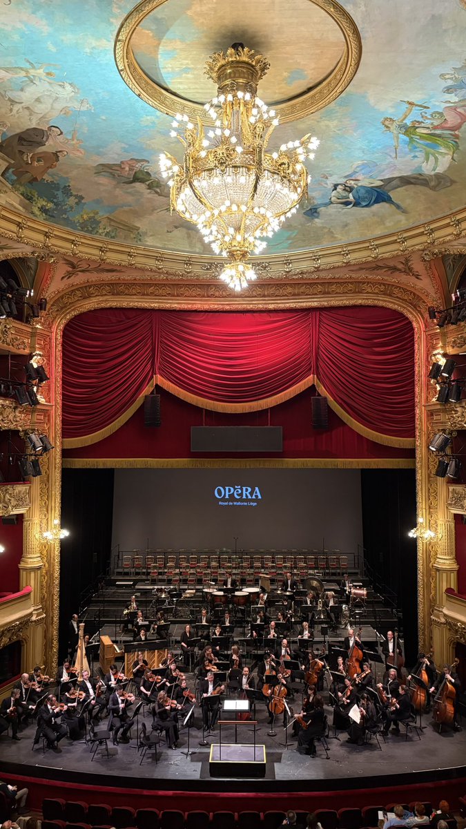 florine. 𓁢 tweet media