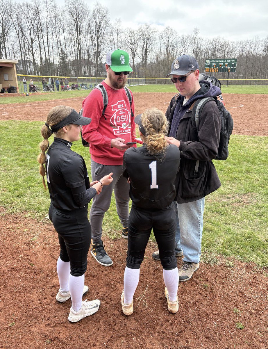 Midview Softball tweet media