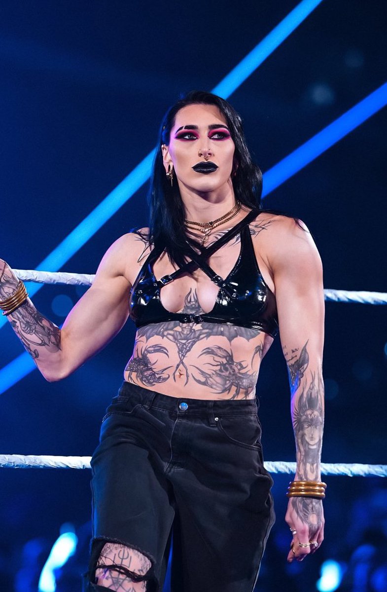 TOTAL CATCH ( WWE ) tweet media