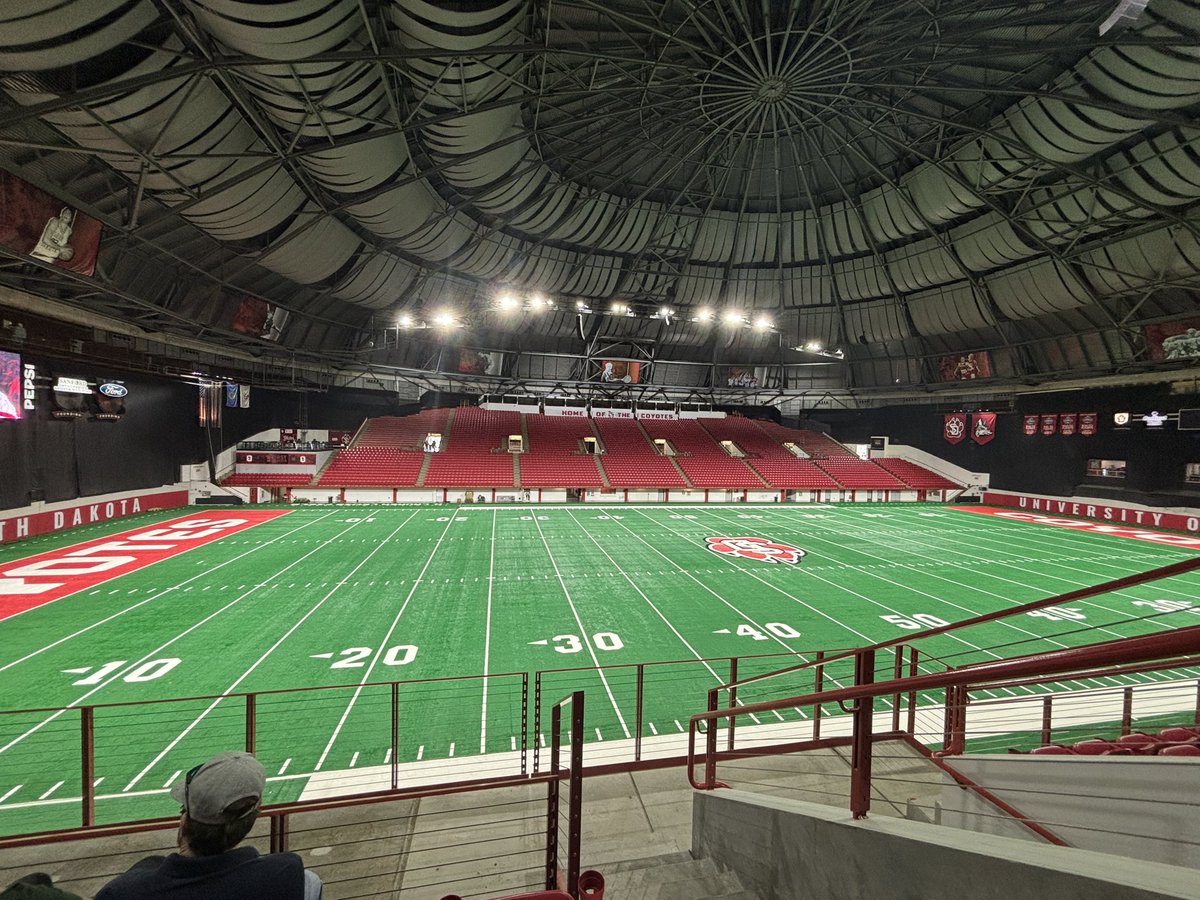 Max Hicks tweet media