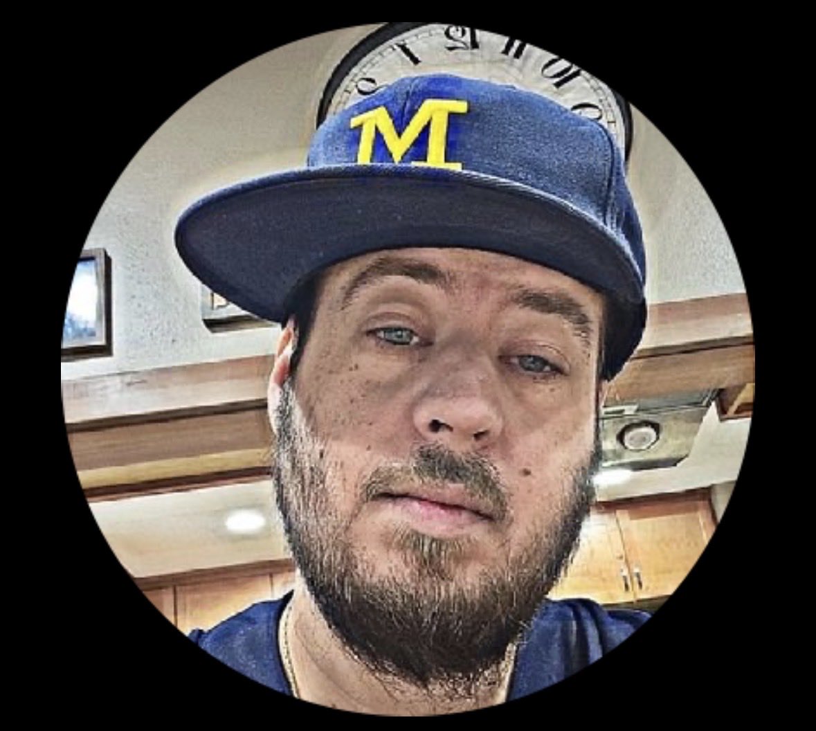 Dude Guy tweet media