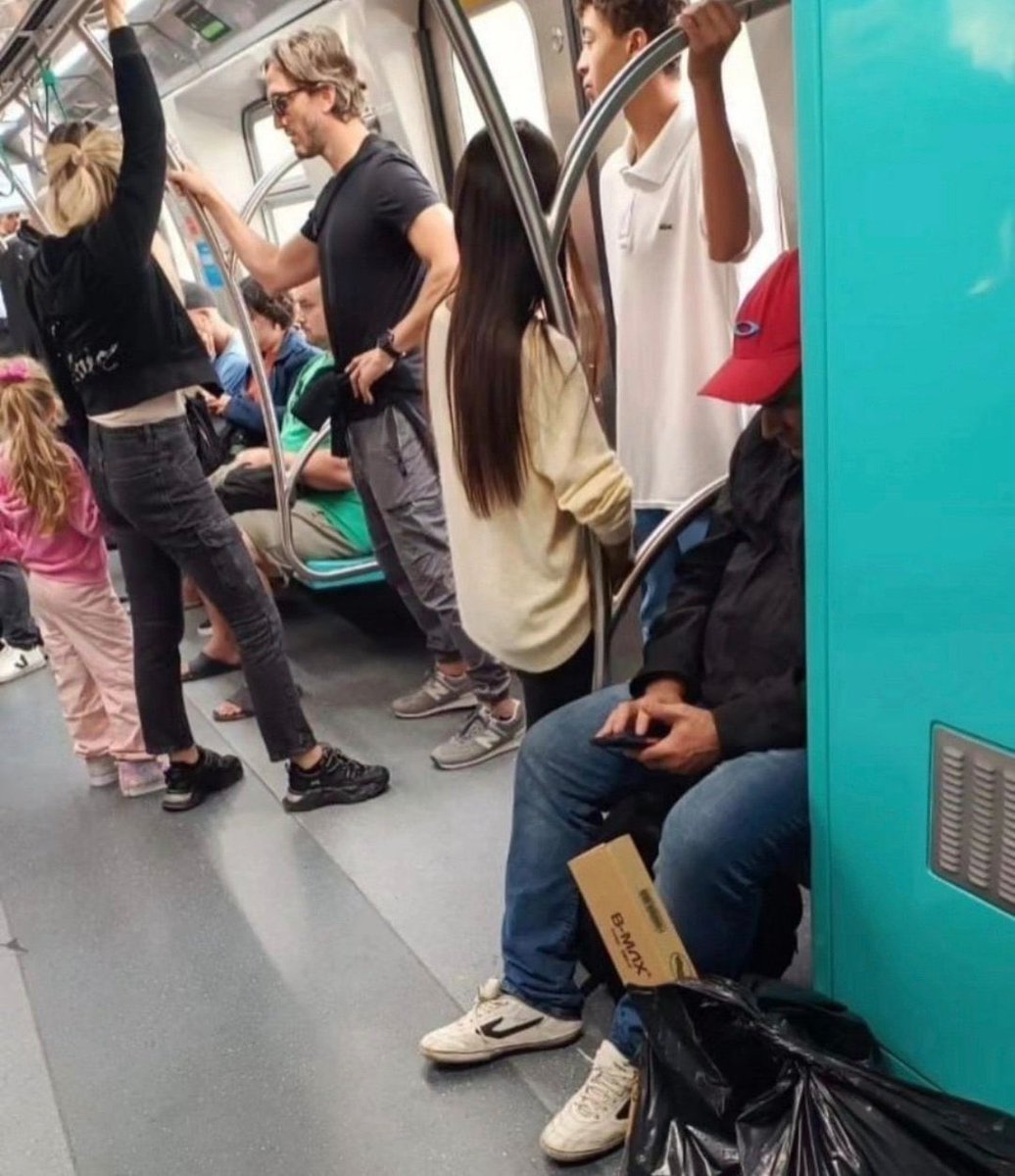 chr ℗¹⁵`⁸⁷ tweet media