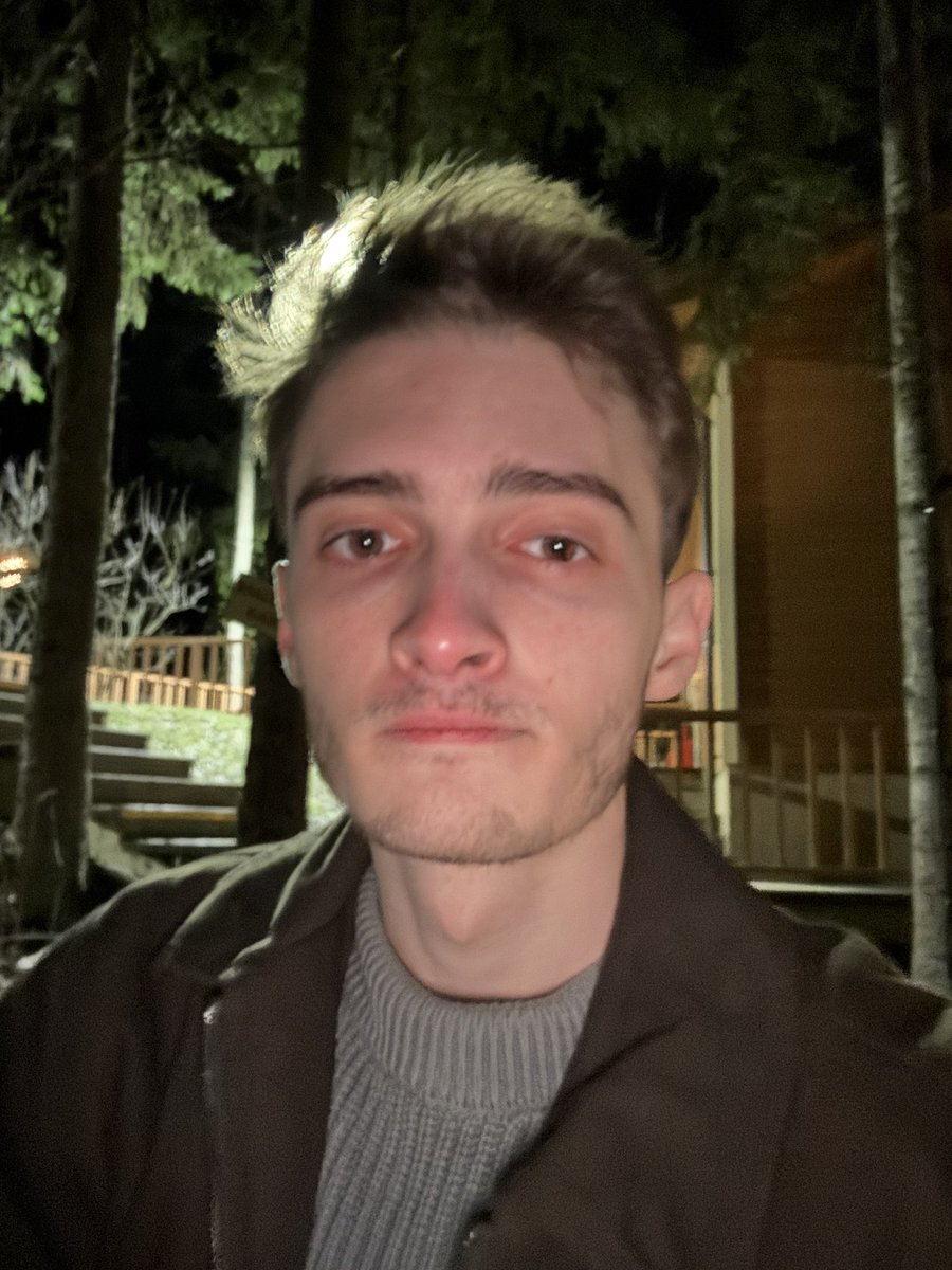 Vladislav tweet media