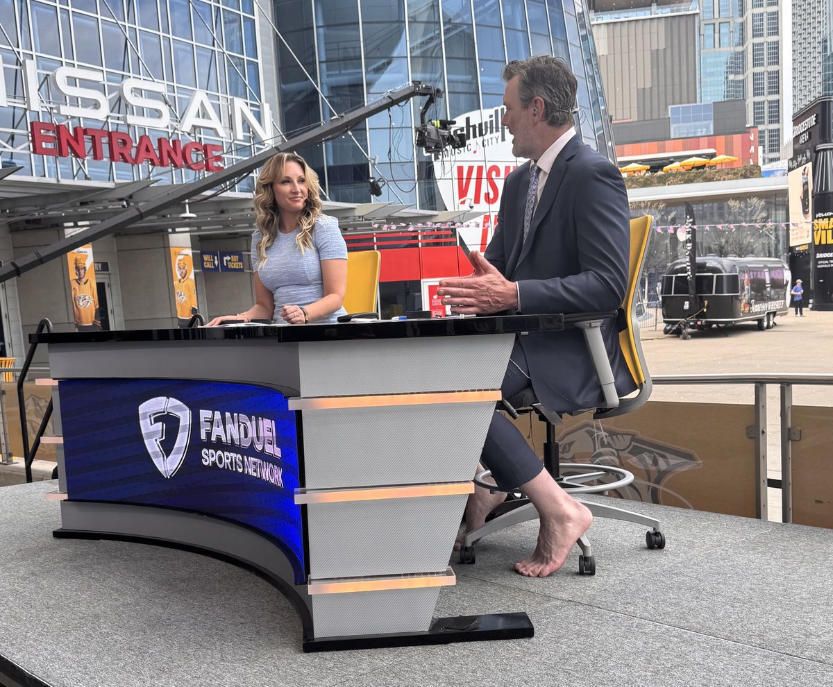 Lyndsay Rowley tweet media