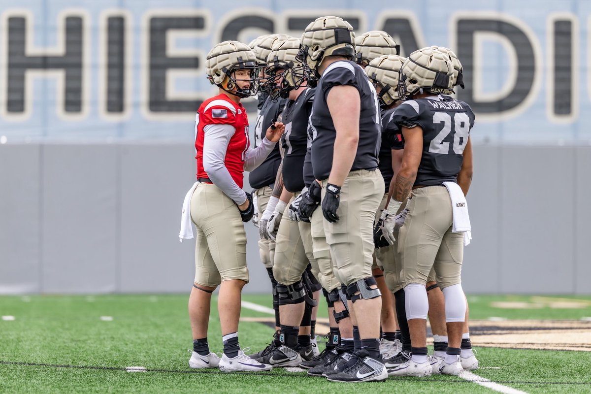Army Football tweet media