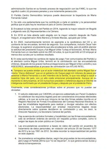 EsperancitaUrib's tweet photo. EL DESBARATADO BRICEÑO

Entonces, si no hubiera pruebas, y solo siguiendo la lógica de Briceño, la 'Seguridad Democrática' y Álvaro Uribe Vélez SÍ asesinaron premeditadamente a 6,402 jóvenes inocentes — falsos-positivos— y  ordenó  todos los delitos y crímenes que cometieron el DAS y otros de sus funcionarios durante  su gobierno.

Pero, como Briceño sabe mucho de SECOP pero poco de mayéutica, me parece bueno darle una pequeña muestra de su aplicación para desbaratar su "calumniosa acusación":

1. ¿Desde cuándo y en cuál gobierno alias el “Zarco Aldinever” fue identificado como el presunto planificador de un atentado contra la precandidata María Fernanda Cabal?
Para la mala memoria de Briceño en el año 2021 durante el gobierno de Iván Duque.

2. ¿Desde qué año el teléfono de María Fernanda Cabal comenzó a ser intervenido por sus críticas a Duque, al general Zapateiro y al CD?
Desde 2021 en el gobierno de Duque.

3. ¿Por qué Cabal y Lafaurie en su carta de enero de 2026 reclaman que el CD, a pesar de que en su 
momento denunciaron las amenazas y el presunto plan para atentar contra Ma. Fda. Cabal, ni el partido ni sus dirigentes nunca hicieron precisión o referencia alguna al informe de inteligencia confirmado por Duque y después por el presidente Petro?

4. Si el confeso intermediario Simeone Pérez alias ‘El Viejo’ ya trabajaba para las disidencias de las Farc y la 2a Marquetalia, ¿Por qué aseguró que para hablar con alias el zarco fue citado en una cafetería en Cúcuta, lo recogieron en una moto, y le vendaron los ojos para encontrarse con él?
Muy desconfiados con un hombre de confianza y quien aún era gestor de paz.

Qué magnicidio tan fácil de resolver y justamente, en plena campaña electoral, es condenado uno de los autores para que Briceño, el lengua larga del CD, haga campaña en contra de Iván Cepeda.  
¿No les parece muy raro y muy conveniente para el CD?
Parece que alias el zarco se constituyó en el mejor chivo expiatorio de un conveniente magnicidio.

¿Será que alias el viejo acepta someterse a una prueba de poligrafía,  y también  los otros implicados?

¿La @FiscaliaCol investigaría las cuentas bancarias o el estilo de vida e inversiones de allegados y familiares de alias el viejo?

P.S.
La mayéutica es un método socrático filosófico basado en el diálogo y la formulación de preguntas con el objetivo de ayudar al interlocutor a "dar a luz o parir" o descubrir por sí mismo conceptos y verdades que ya estaban latentes en su mente.
Claro que, ayudar a 'parir una verdad o una buena intención' a Briceño, es misión imposible.