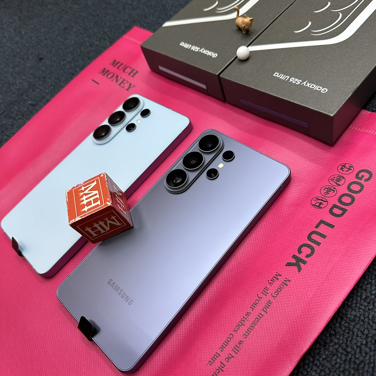 mobilehardwareO's tweet photo. Samsung Galaxy S26 Ultra
Privacy Display of your choice*
Frame of lighter with aluminium

Sky Blue in colour (left)

Cobalt Violet in colour (right)

𝘄𝘄𝘄.𝗺𝗼𝗯𝗶𝗹𝗲𝗵𝗮𝗿𝗱𝘄𝗮𝗿𝗲.𝘀𝗴

#mobilehardwareofficial
❤️❤️❤️

#samsung #samsungwithgalaxy #GalaxyS26Ultra https://t.co/mNeCMiaAY4