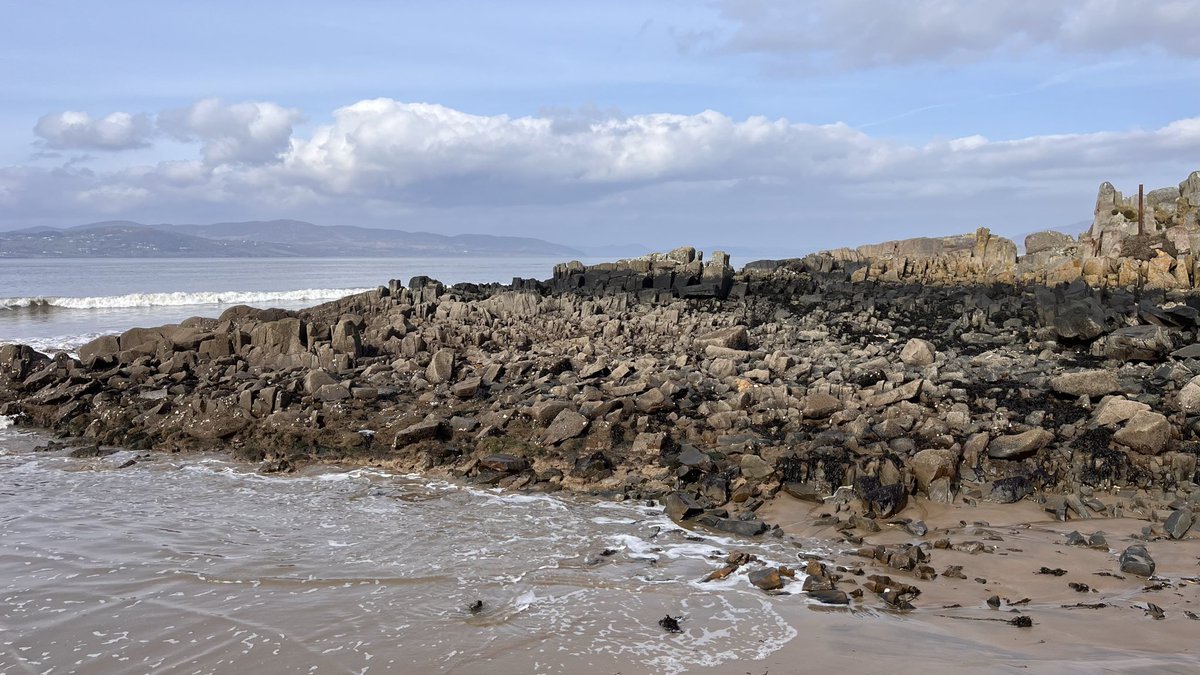 Diamondjets's tweet photo. Ned’s Point, Buncrana, Co Donegal. #waw #Buncrana @barrabest https://t.co/GGKLG9zG81