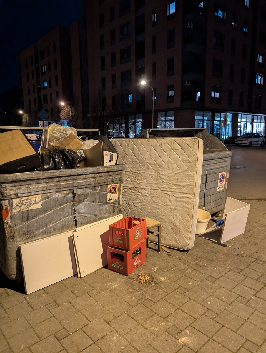 Сиротановићи tweet media