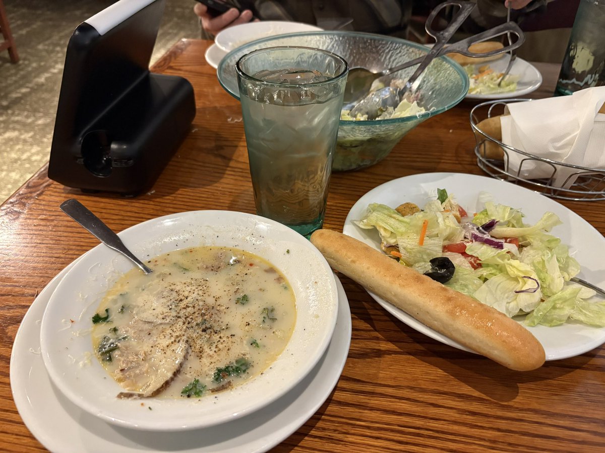 Gary Hanson tweet media