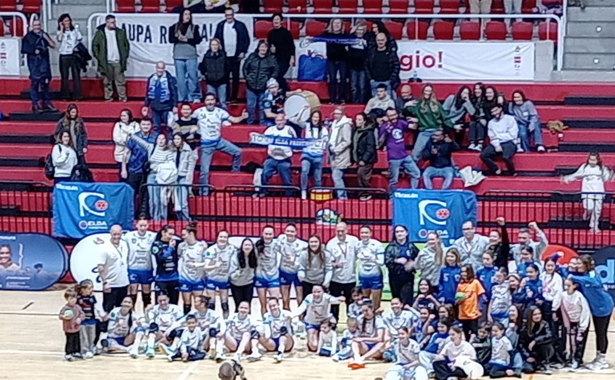 EL RECORD tweet media