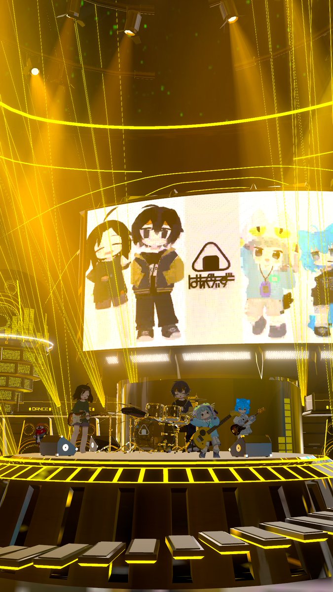 SlyFirefly tweet media