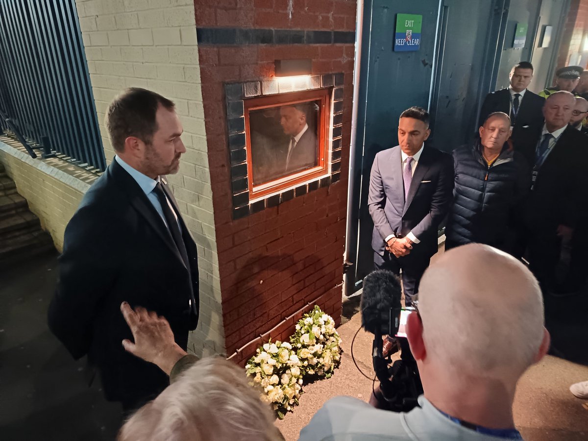 Beren Cross tweet media