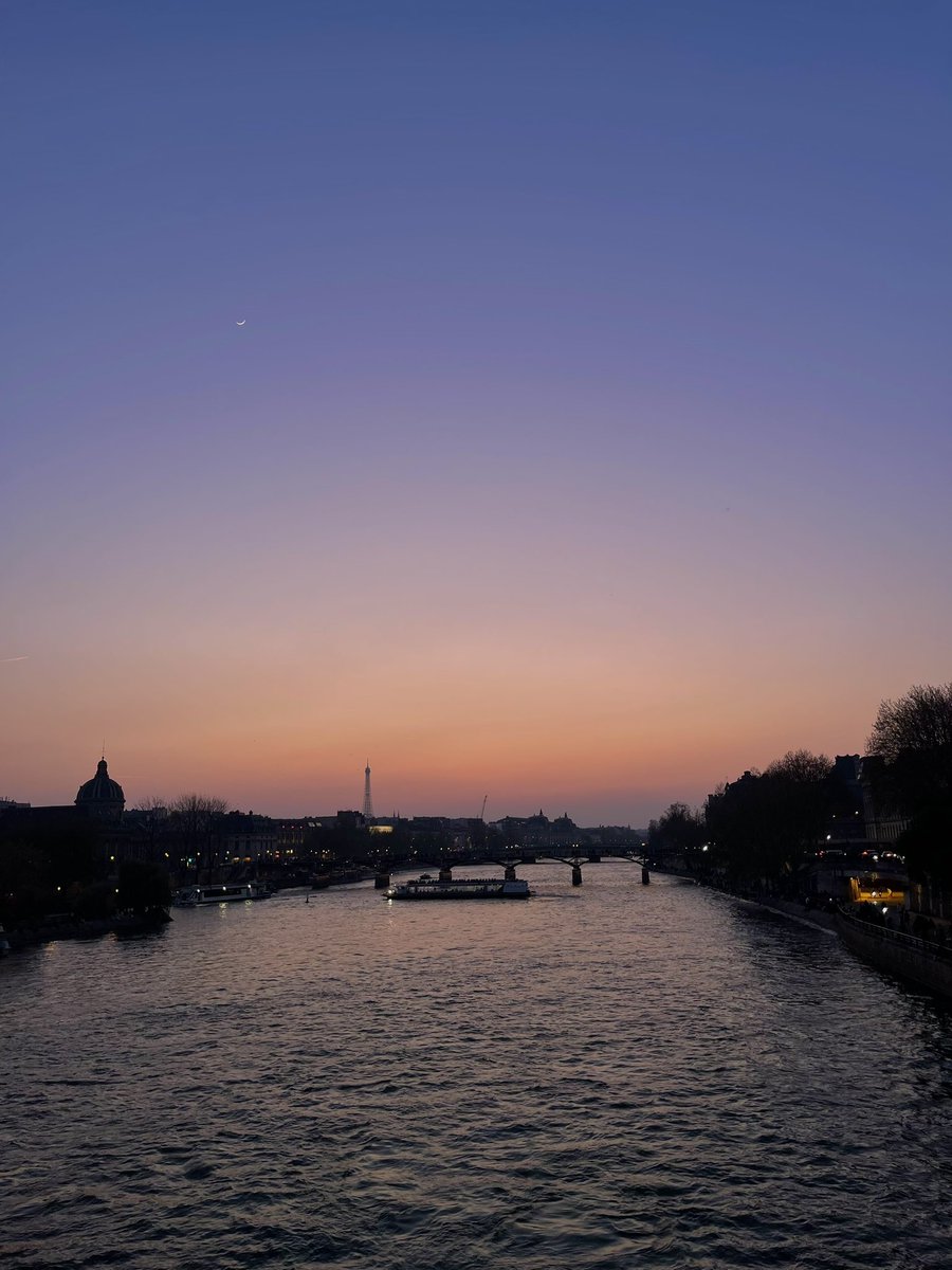 𝐌’ ☽ tweet media