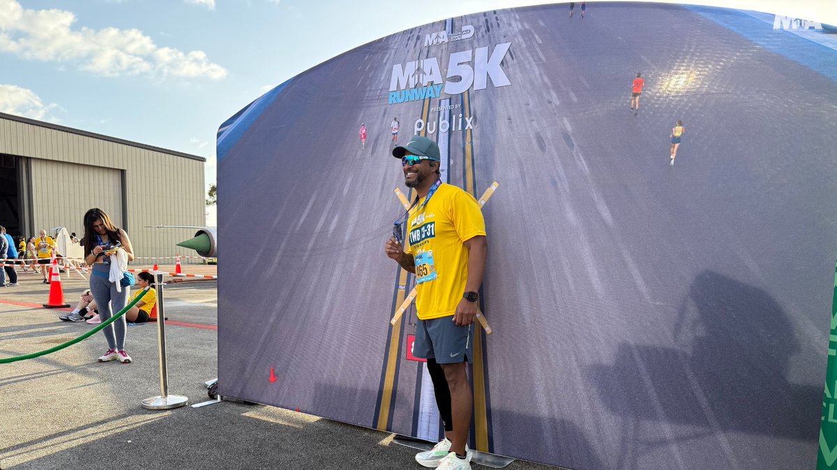 Miami Int'l Airport tweet media