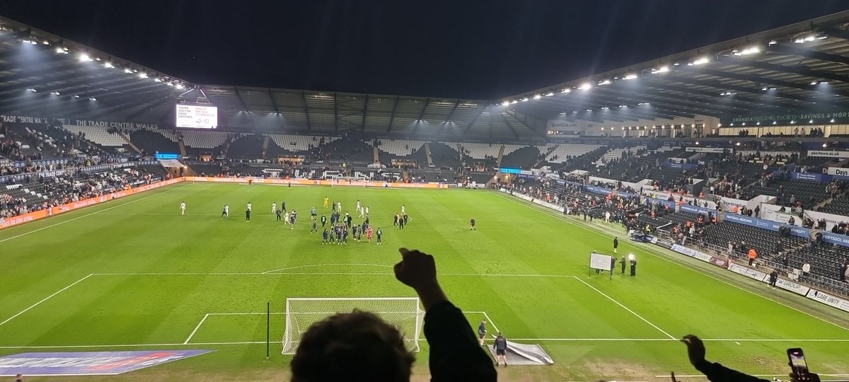 Dean West (@westofrayne) on Twitter photo 