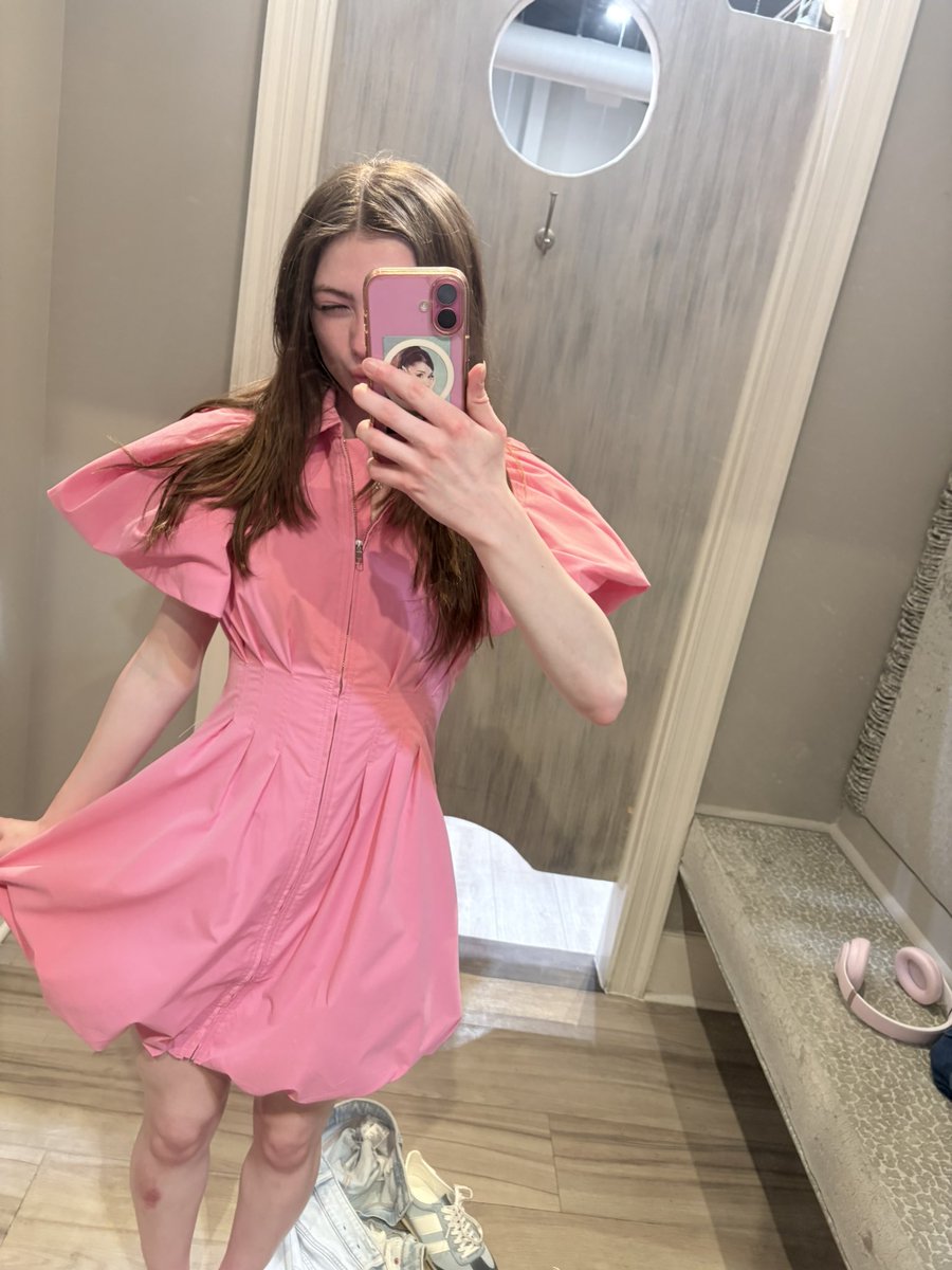 claire🫧 tweet media