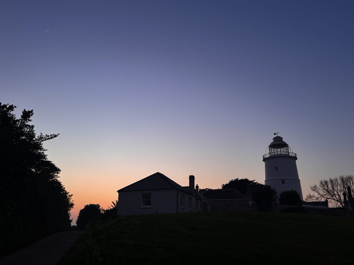 St Agnes Niki tweet media