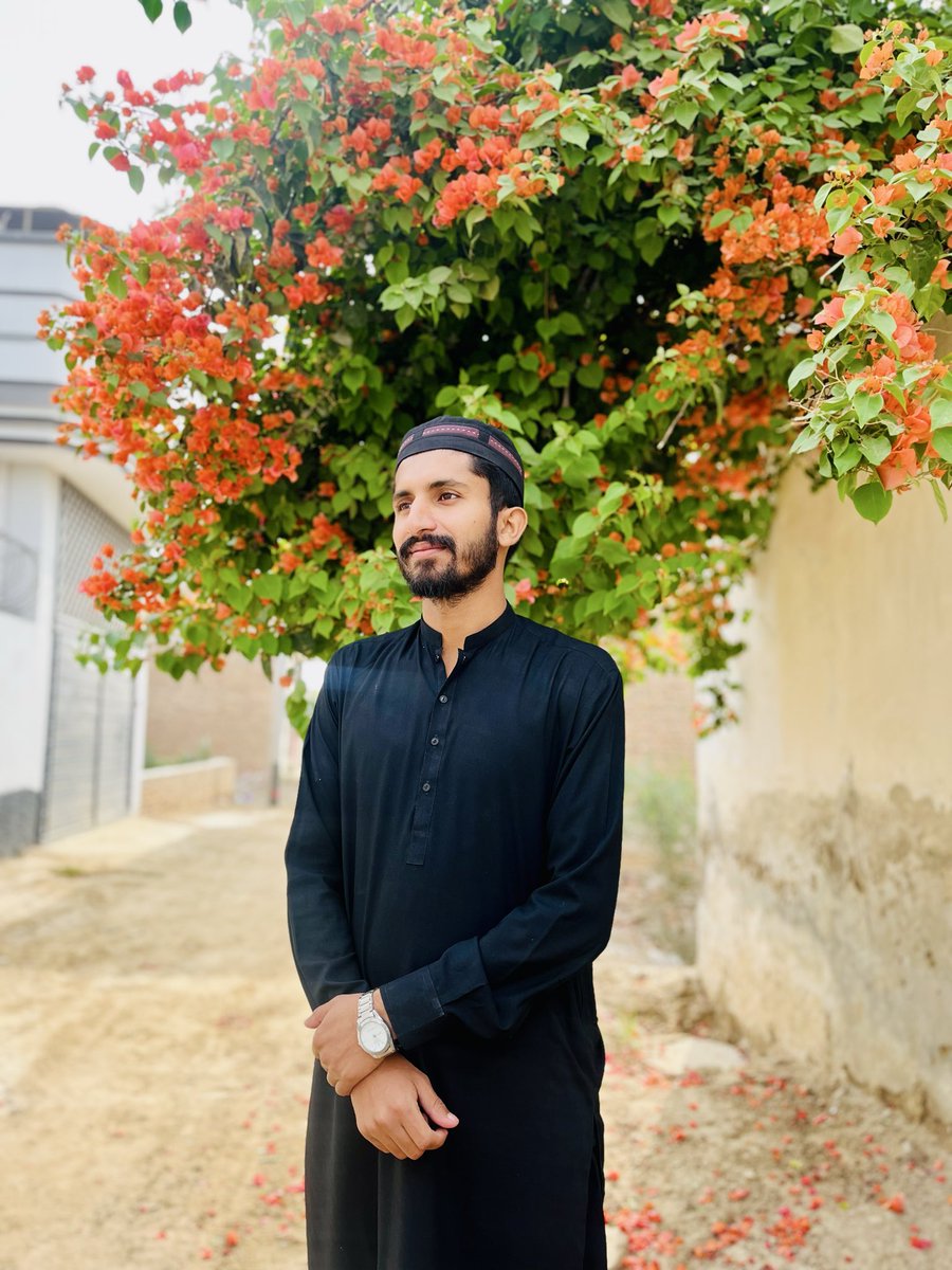 umarhamza_14's tweet photo. In a world full of trends, remain a classic.
Nature never goes out of style. https://t.co/CS2vmgi6tr