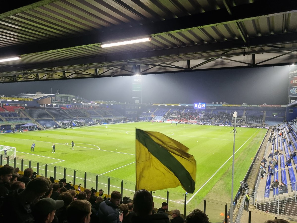 Zijn we weer. Na de oorwasing van vorige week weer gewoon een vol uitvak. The only way is up! #NACpraat #pecNAC