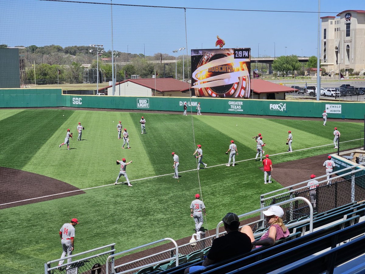 Ragin Cajuns Diamond Club tweet media