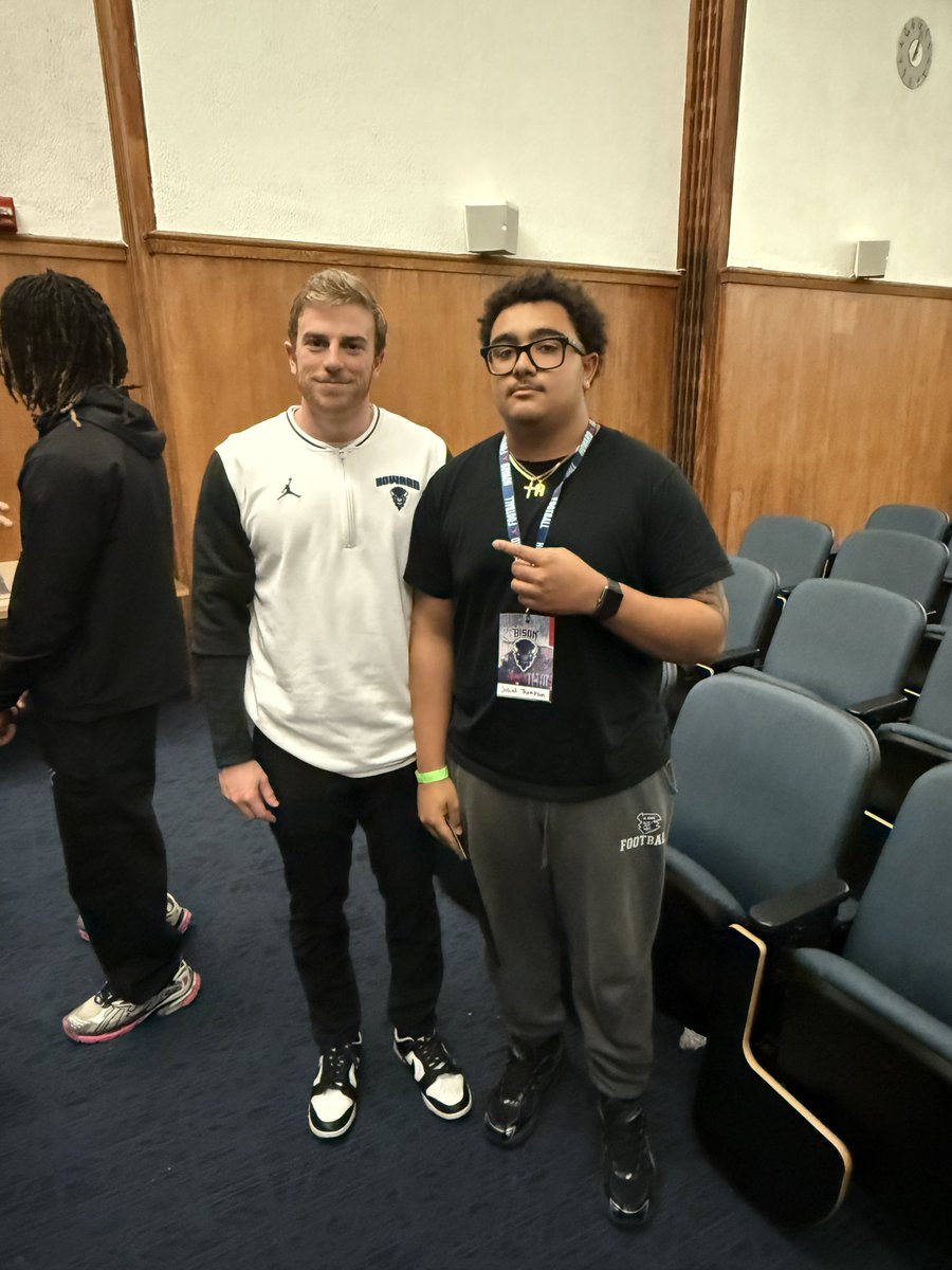 Josiah Thompson tweet media