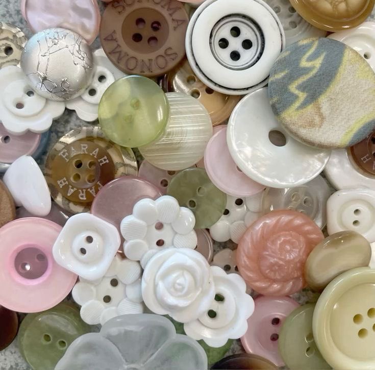 🎀🦢🕯. tweet media