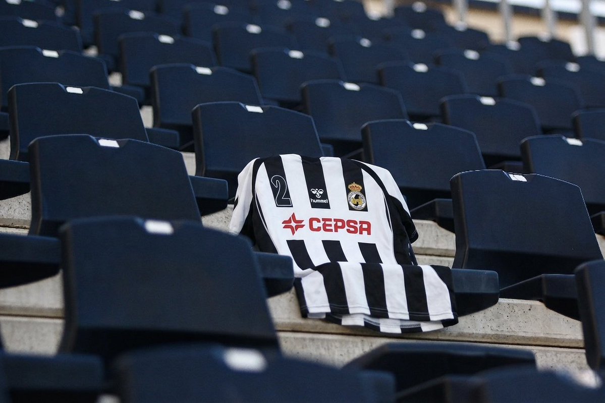 Real Balompédica Linense tweet media