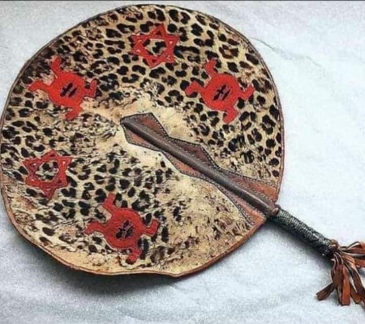 𝐄𝐃𝐎𝐂𝐄𝐍𝐓𝐑𝐈𝐂__ tweet media