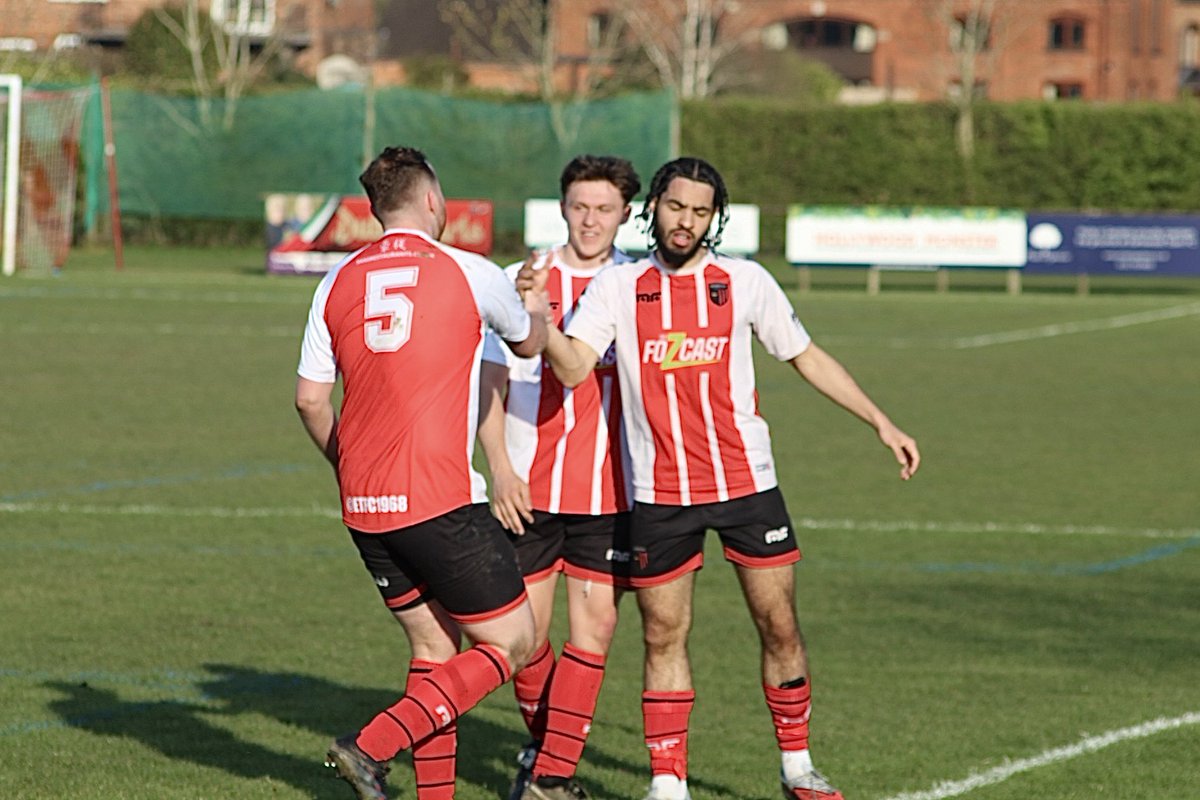 Earlswood Town FC tweet media
