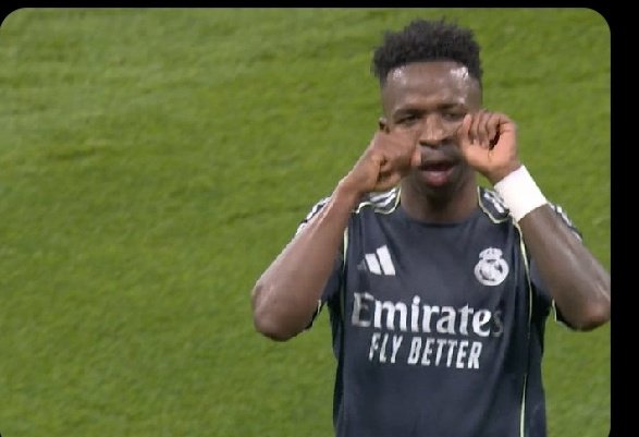 Arsenal Touchline tweet media