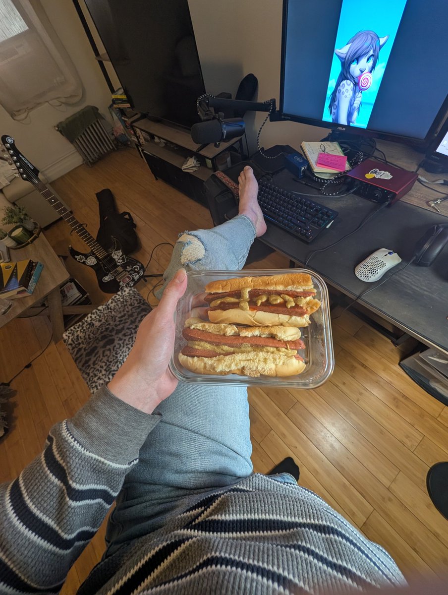 been having a lot of success w this new hotdog recipe. if anyone wants to try it lmk and we can hop in video call. thanks