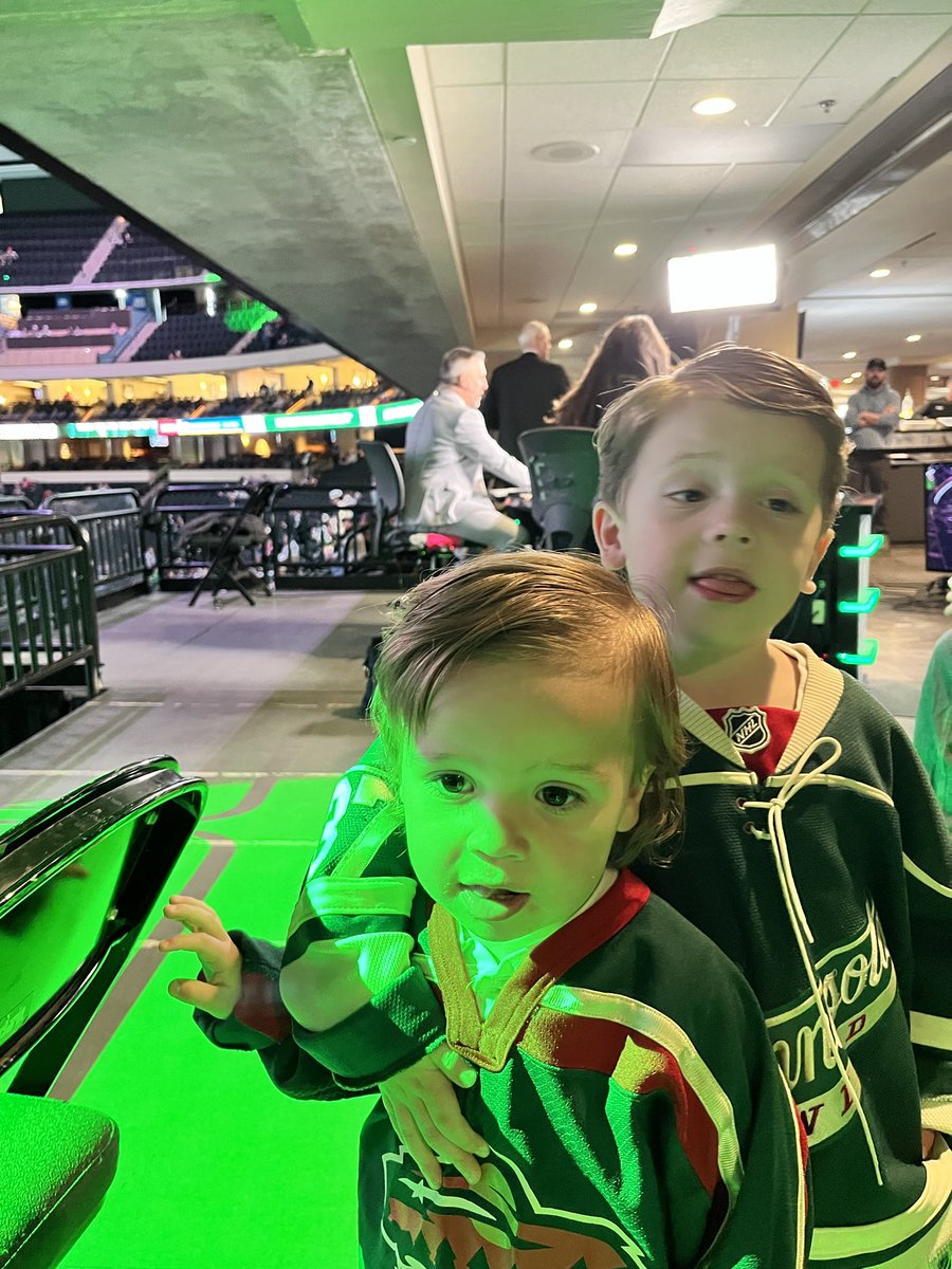 walz3737's tweet photo. Grandsons at gm tonight. Pic taken 15 seconds after I caught them both licking the railing….#boys. Going to amazing atmosphere here today!! https://t.co/KrezaV0PDj