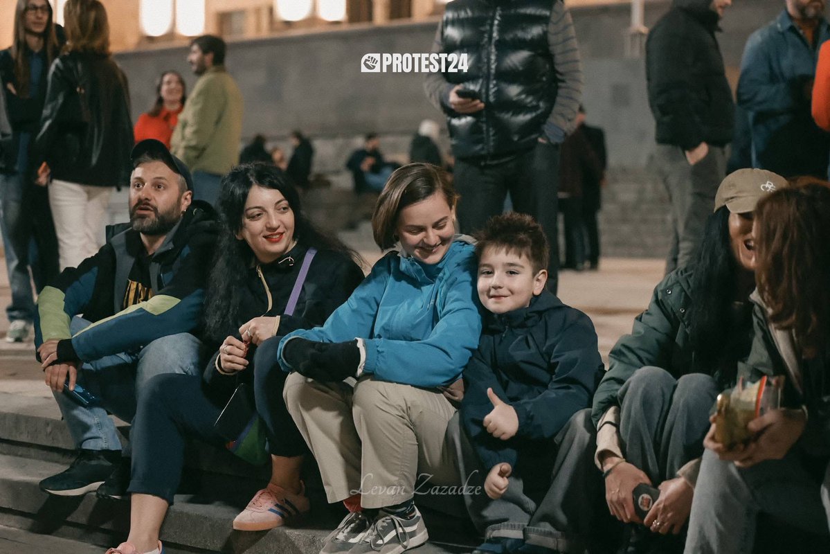 Protest 24 tweet media