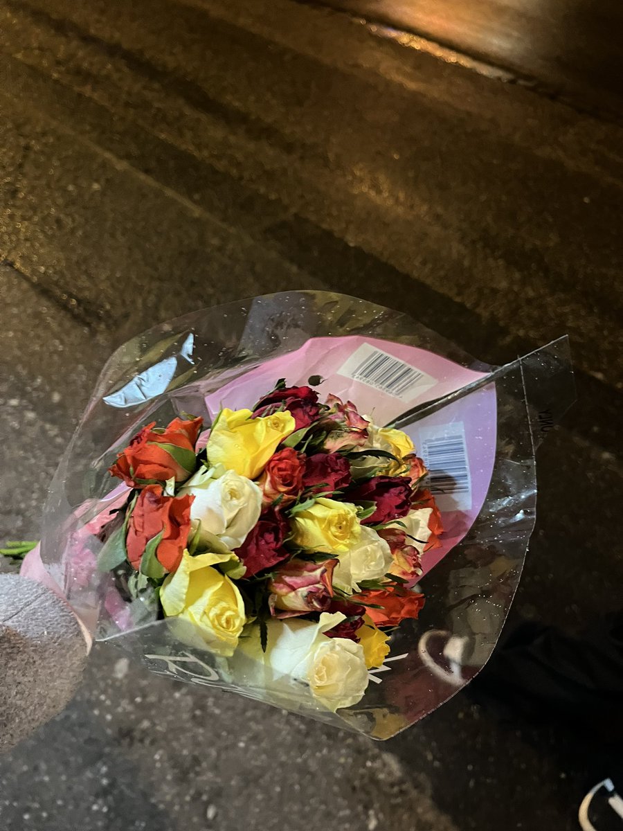 ника//ну ладно//чика tweet media