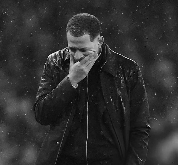 Theafricalad_'s tweet image. #RoseniorOUT