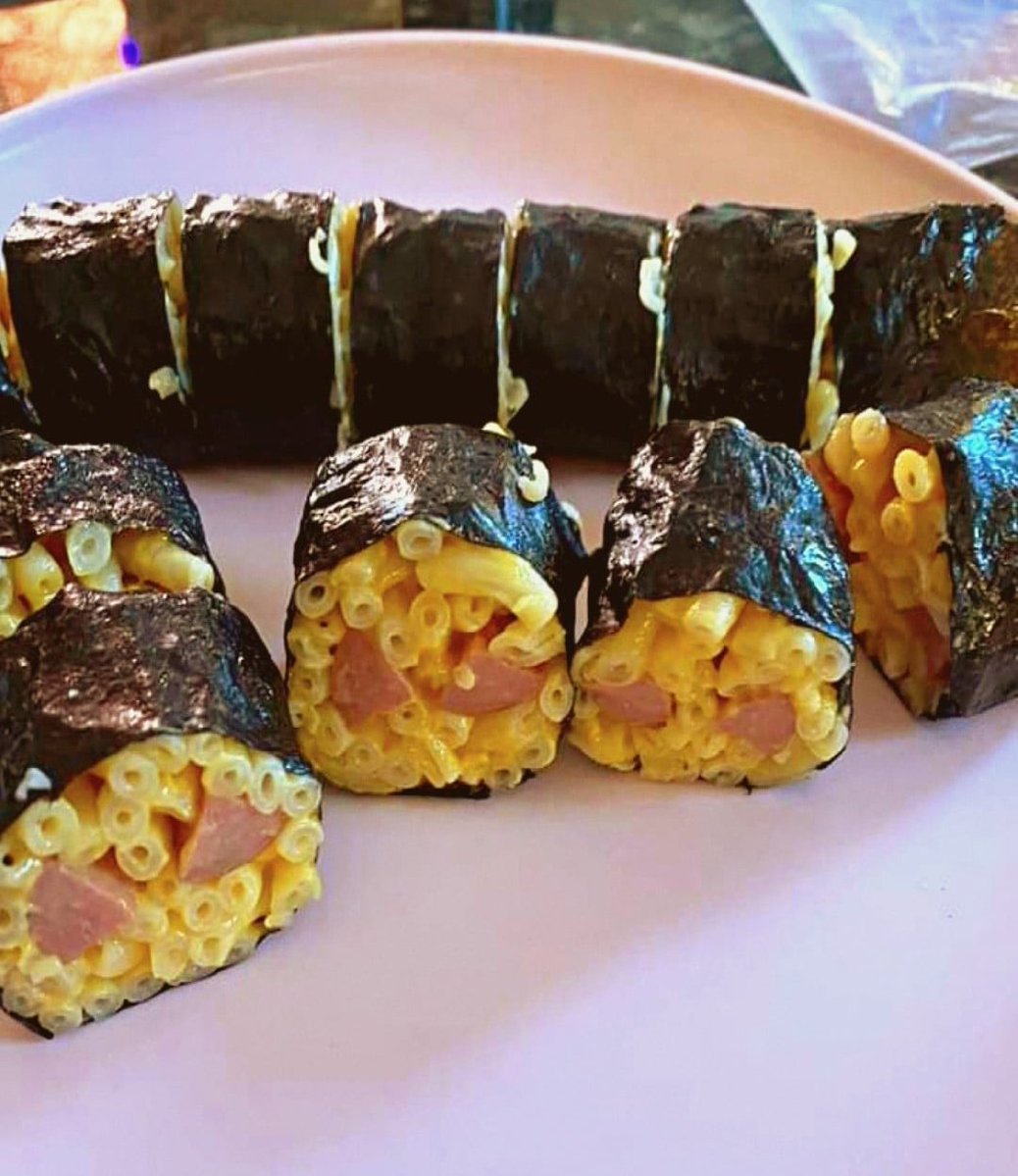 Frizzable tweet media