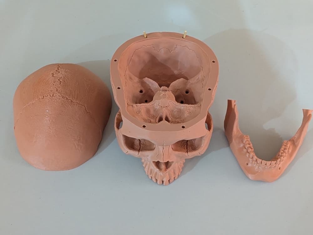 JnrRune's tweet image. Books tell you how things work; 3D printing lets you feel it. 🧠✋
Every child deserves hands-on experience to truly master STEM. With 3D printing kits, we’re turning abstract lessons into physical reality for children who’ve never had access to this tech.
#STEMEquity #3DPrinting