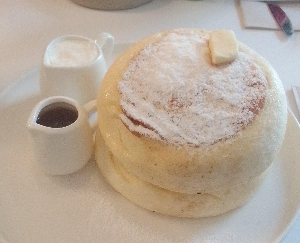 Alstone 🌸 tweet media