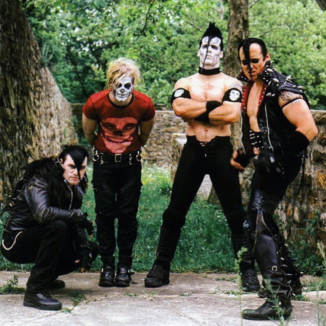 Hitos del Rock tweet media