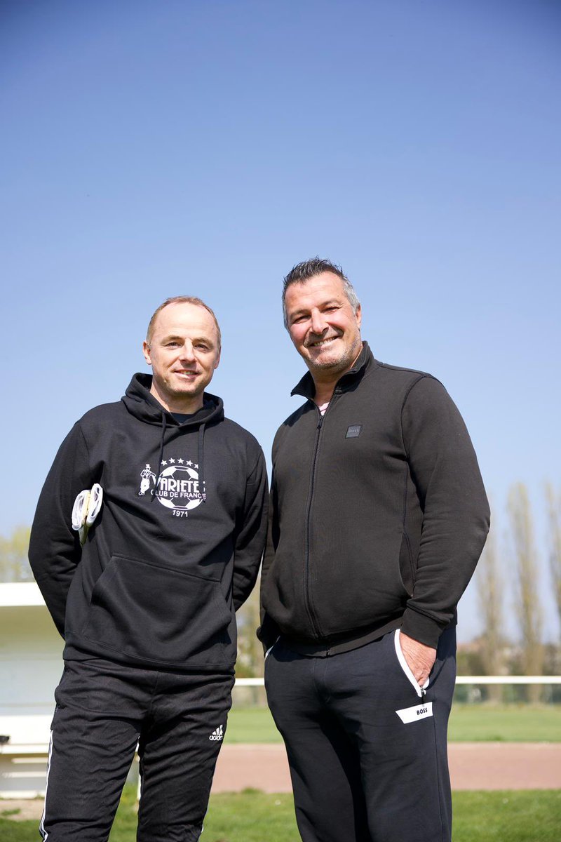 Variétés C.F. tweet media