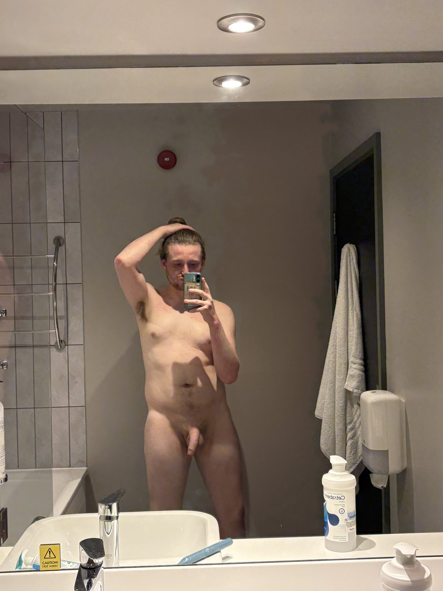 BRIEFBOYWALES🏴🩲 DM ME tweet media