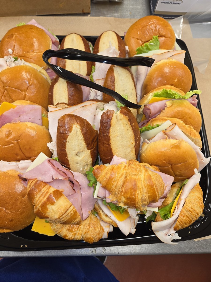 April Showers ⛈🌪💫 tweet media