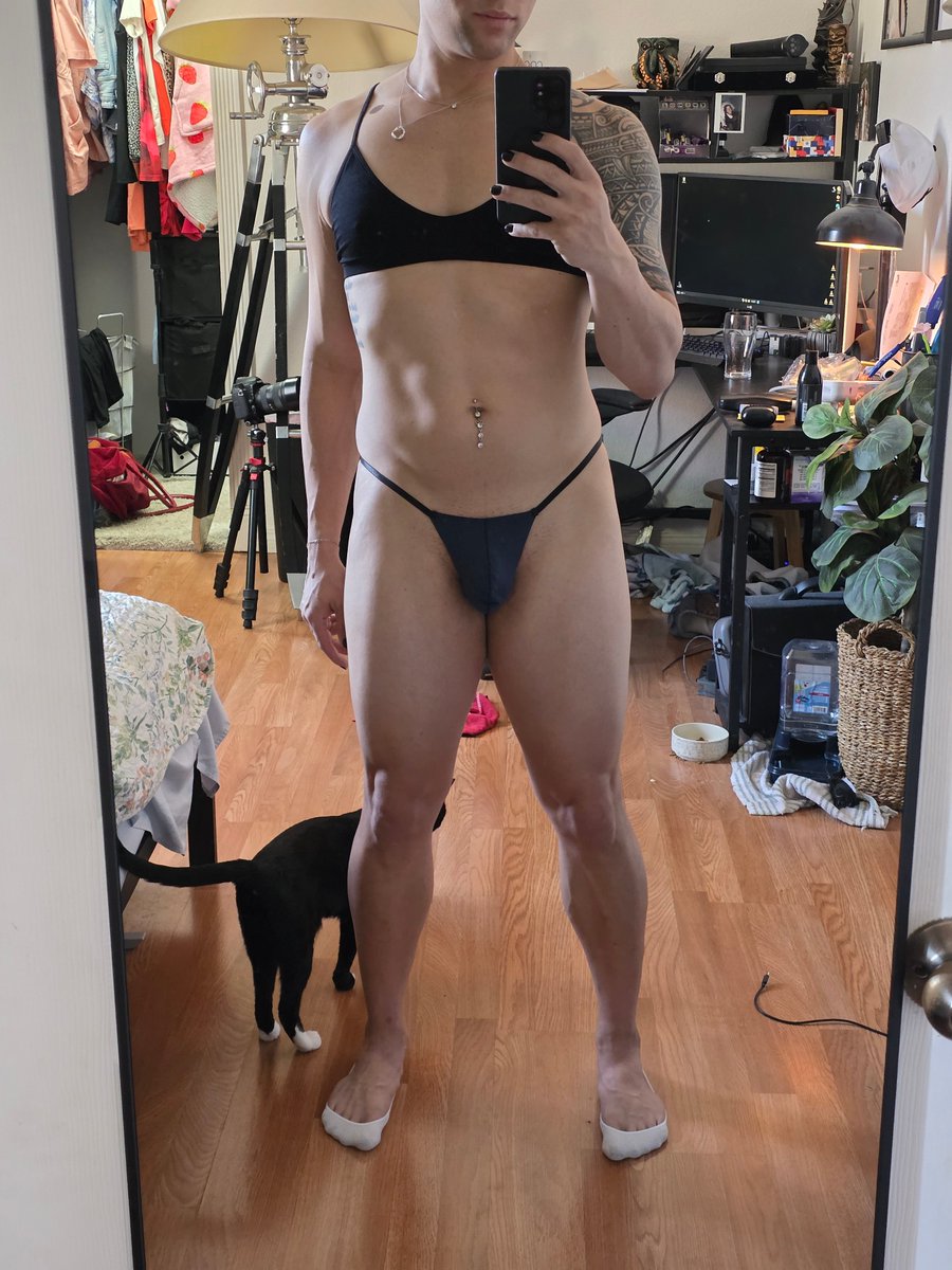 Brylin Bloom 🏳️⚧️ Trans Size Queen tweet media