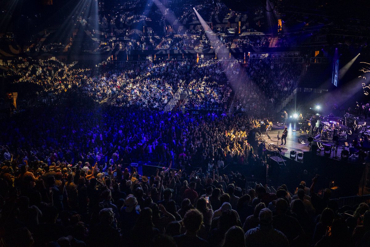 Eric Church tweet media