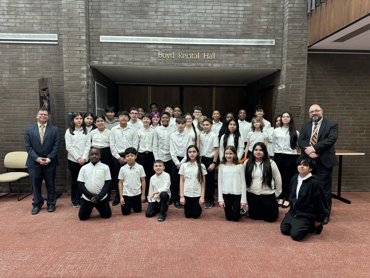 Ms. Christie tweet media