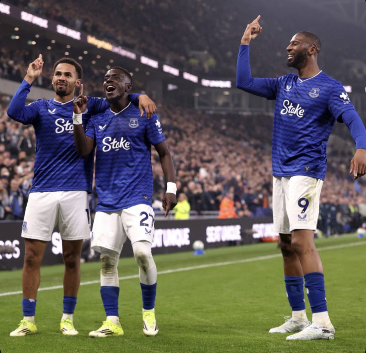 Everton Extra tweet media